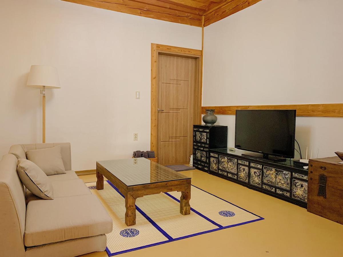 Siwoowadang Hotel Гиеонгджу Екстериор снимка