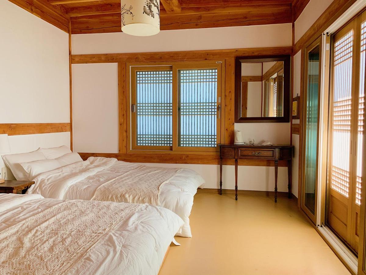 Siwoowadang Hotel Гиеонгджу Екстериор снимка